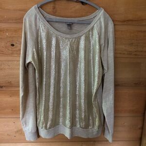 Vanity size 2X gold animal print metallic front blouse